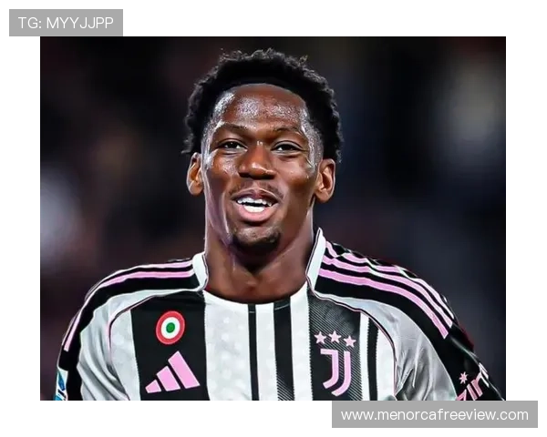 乔纳森·戴维与努涅斯：效率型与冲击型前锋对比分析